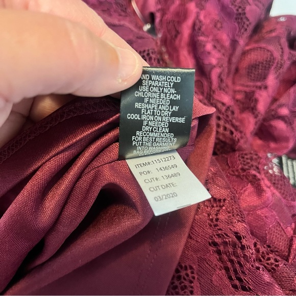 NWT Torrid Size 18 Special Occasion Burgundy Red Lace Off Shoulder Maxi Dress - Picture 13 of 14